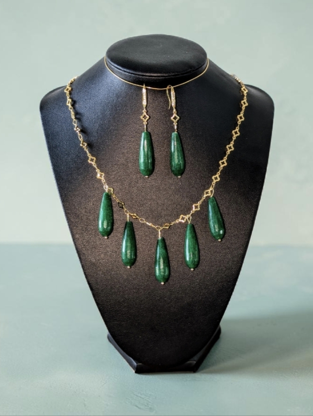Hand Crafted Jewelry Set - Picture 5 of 7